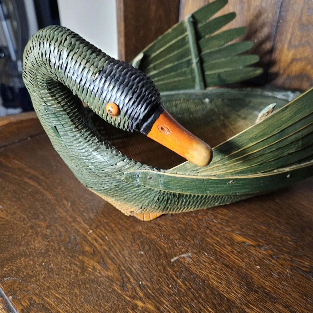 Vintage Canadian Duck Green and Orange Shaped Basket .